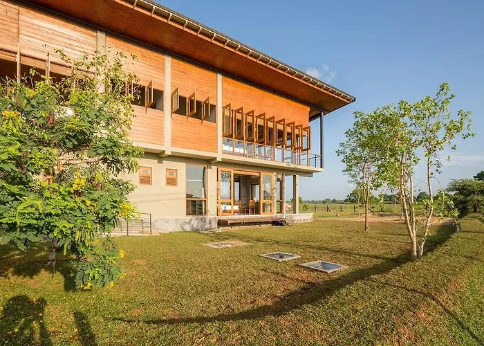 Tree Tops Yala